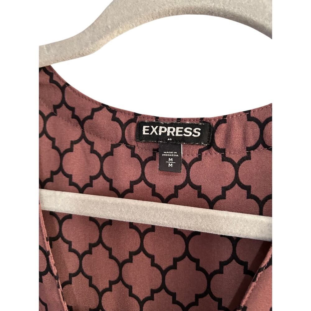 Express Blouse - Picture 2 of 4